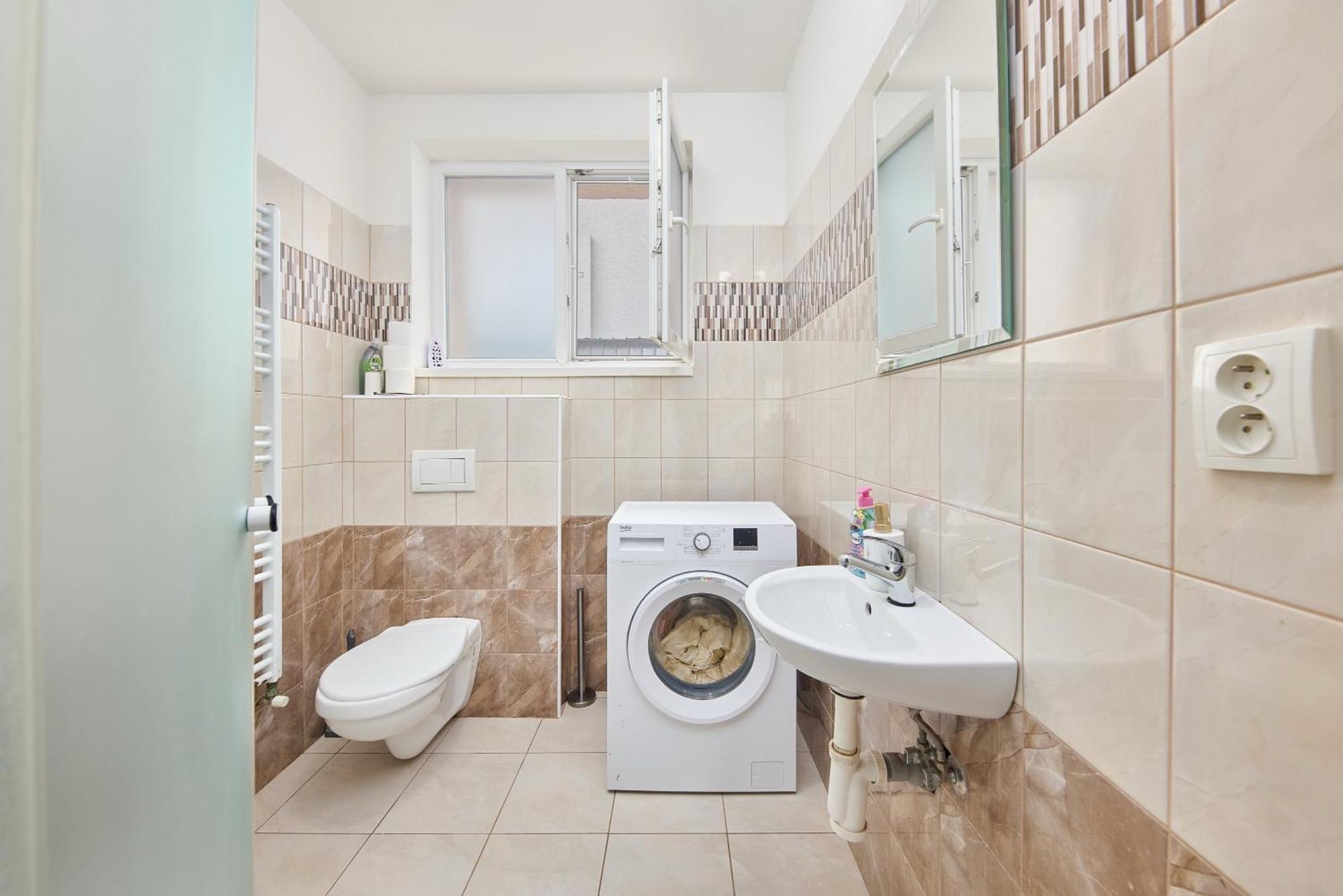Sweet Apartment Bratislava Esterno foto